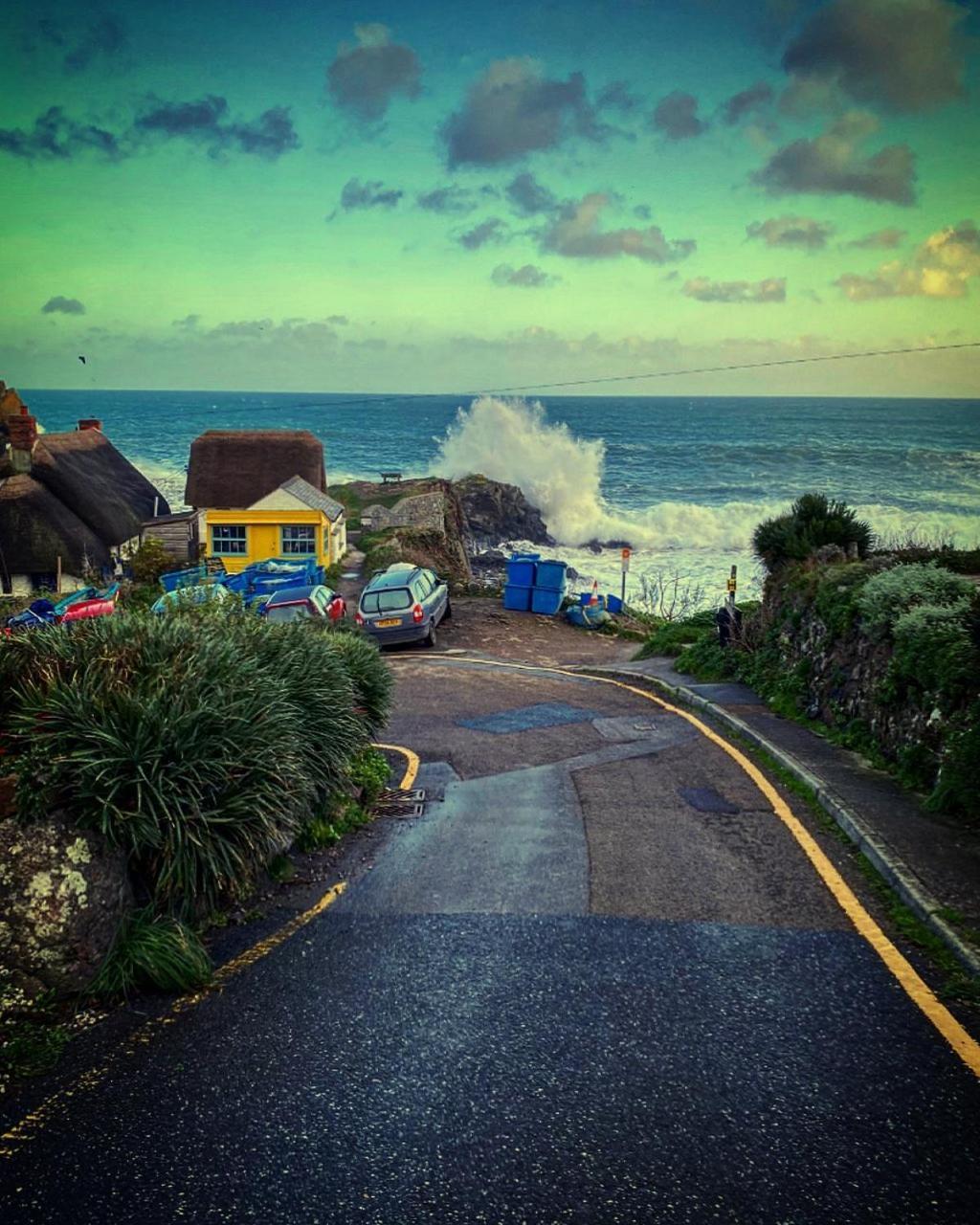 Cadgwith Cove Inn Exterior foto